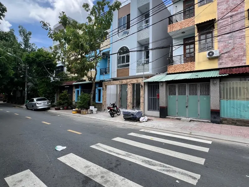 Bán nhà mặt phố 95m2, 4 tầng, 6 phòng ngủ, giá 11,9 tỷ tại Phạm Thế Hiển... Bán nhà mặt phố tại Bình Đông, Hồ Chí Minh 01