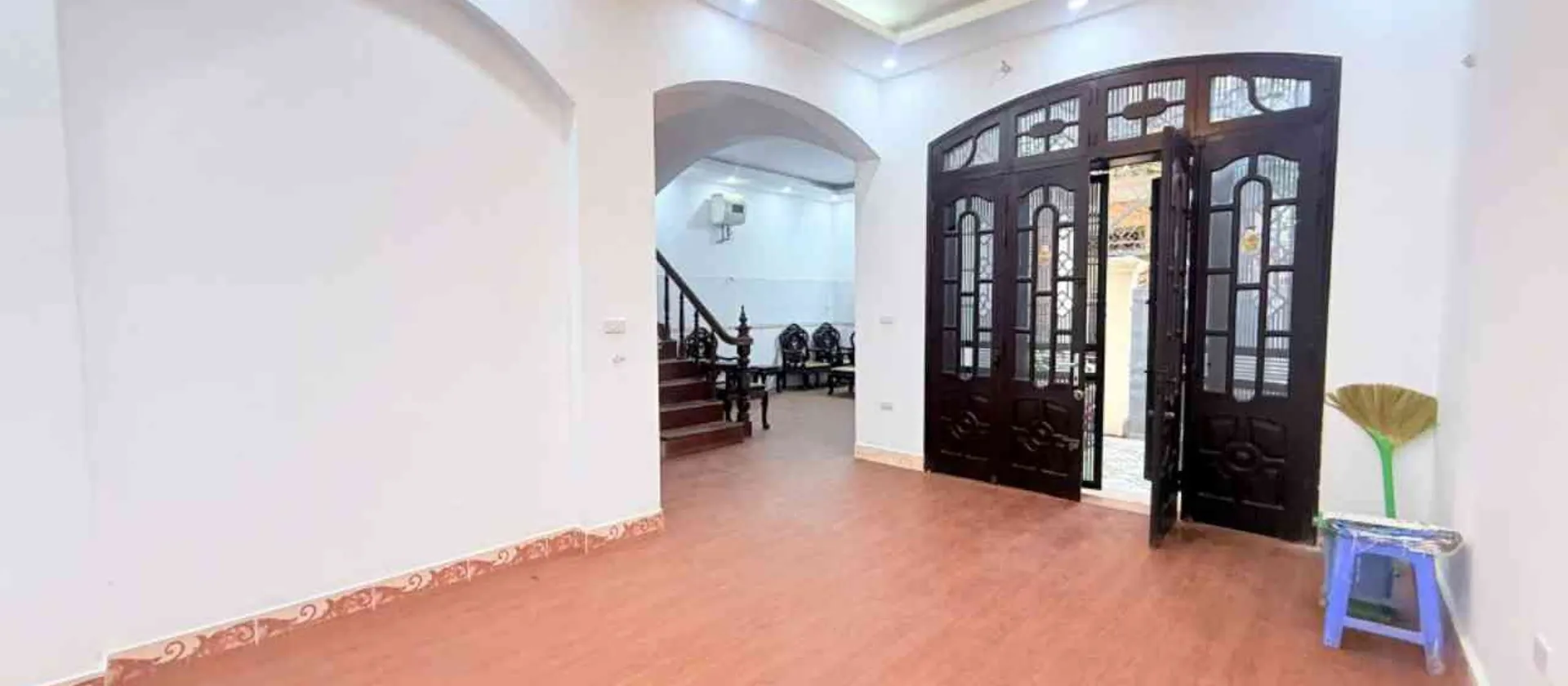 Bán biệt thự cổ Kim Mã Ba Đình 91m2 3T lô góc 2 thoáng, cách phố 10m, MT 8m, giá 22.5 tỷ... Bán nhà riêng tại Ba Đình, Hà Nội 01