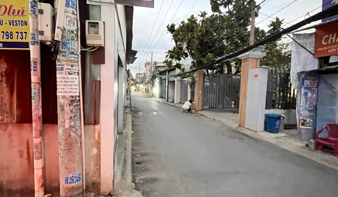 Nhà hẻm xe hơi quay đầu chỉ hơn 6 tỷ hẻm 1806 Nhà Bè 5 x 26m... Bán nhà riêng tại Nhà Bè, Hồ Chí Minh 01