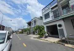 Nhà đẹp giá tốt vỉa hè - 56m² - 3 tầng 3PN ,Thuận An, Thành phố Thủ Đức, TP Hồ Chí Minh - 2.86 tỷ... Bán nhà mặt phố tại Thuận An, Hồ Chí Minh 01
