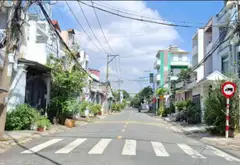 Khu kiến thiết . Khu dân cư VIP . Gần Vincom chơ . DT:83,6m2 gia nhịn 7ty... Bán nhà riêng tại Tăng Nhơn Phú, Hồ Chí Minh 02