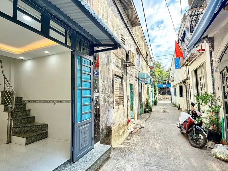 2,27 tỷ có ngay nhà 3 tầng, SHR, hẻm 4m, sạch sẽ... Bán nhà riêng tại Bình Hưng Hòa, Hồ Chí Minh 01