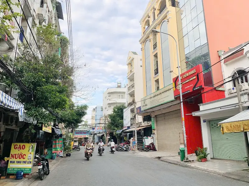 🔥 ĐỐI DIỆN AEON – NGANG 7M, NỞ HẬU, 12TỶ… ĐỌC TỚI ĐÂY LÀ ĐỦ ĐỂ MUỐN XEM.

🏡 7x20m • Dtcn 120m2, M... Bán nhà riêng tại Tân Sơn Nhì, Hồ Chí Minh 01