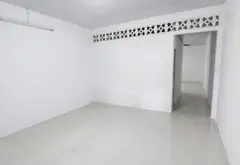 147m2 - Nhỉnh 21 tỷ - Hẻm 2 ô tô tránh - Ngang gần 5m - Sổ vuông đẹp... Bán nhà mặt phố tại Khánh Hội, Hồ Chí Minh 02