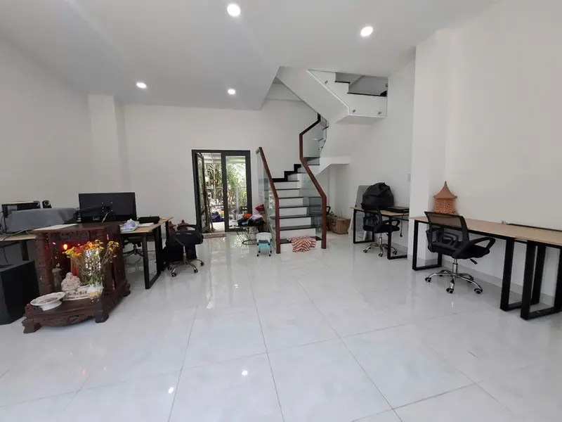 Nhà hiện đại 4 tầng rộng rãi trong hẻm xe hơi Huỳnh Tấn Phát... Bán nhà riêng tại Nhà Bè, Hồ Chí Minh 01