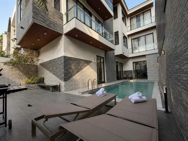 VILLA THANG MÁY – KARAOKE, BỂ BƠI – DÒNG TIỀN 150TR/THÁNG 200m² - Ngũ Hành Sơn - 36 tỷ 0762,658,925... Bán biệt thự, liền kề tại Ngũ Hành Sơn, Đà Nẵng 01