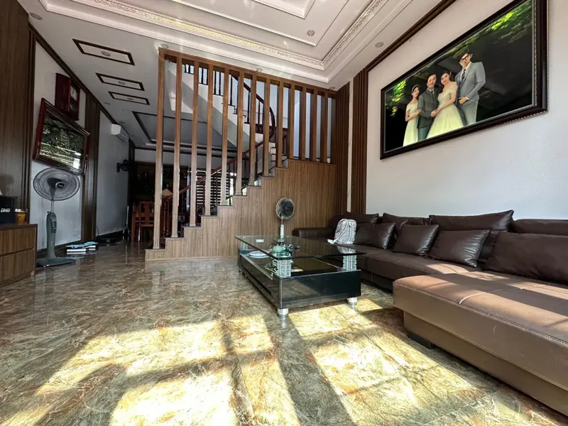 🏡 SIÊU PHẨM GIẾNG ĐÁY – NỘI THẤT SANG ĐẸP MÊ HỒN, Ô TÔ TRÁNH , G.IÁ HƠN 3 TỶY!🎊🎊... Bán nhà mặt phố tại Việt Hưng, Quảng Ninh 01