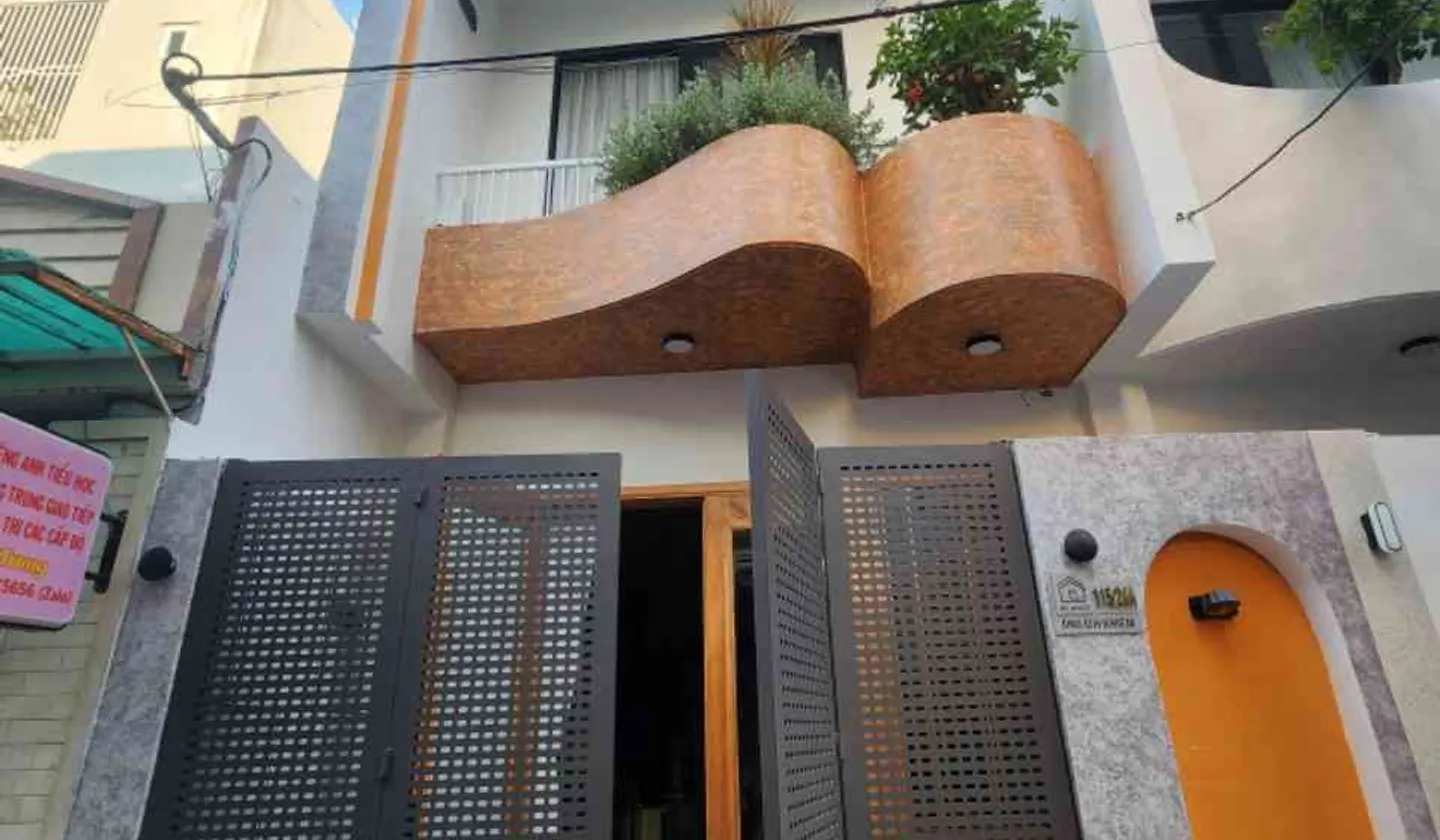 Luxurious House Ong Ich Khiem.Str | 581.25sq ft. + 4 floors | Fully Furnished | ~$300k... Bán nhà riêng tại Hải Châu, Đà Nẵng 01