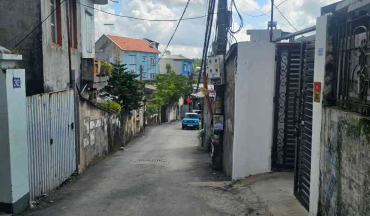 MẶT PHỐ ÔTÔ VÀO NHÀ KHÁCH MUA VỀ Ở NGAY... Bán nhà mặt phố tại Hồng Gai, Quảng Ninh 01