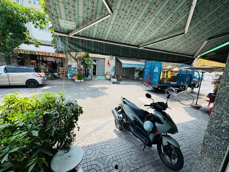 Bán nhà mặt phố 3 tầng, mặt tiền 6m, trung tâm quận Tân Phú... Bán nhà mặt phố tại Phú Thọ Hòa, Hồ Chí Minh 01