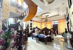 Bán nhà riêng 3 tầng 204m2 tại Phường Phước Long B, TP Thủ Đức, 6 phòng ngủ... Bán nhà riêng tại Phước Long, Hồ Chí Minh 01
