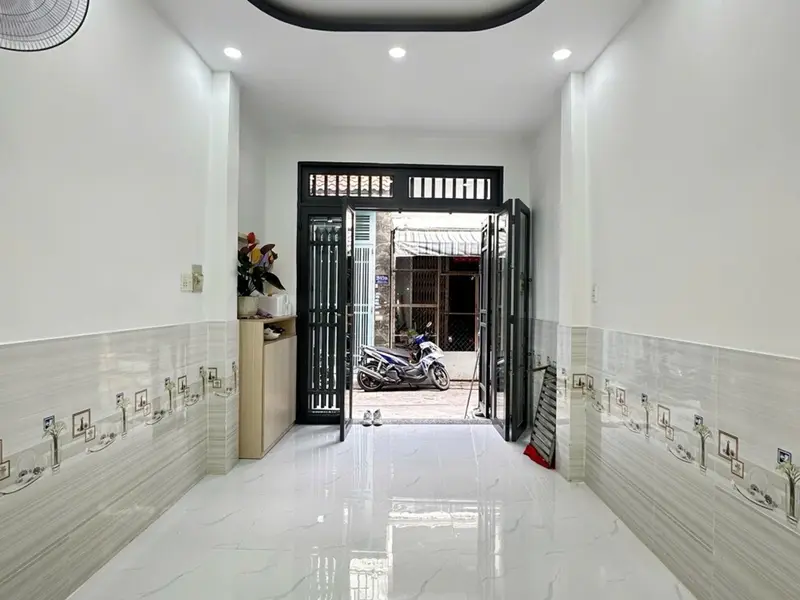 Bán nhà riêng 2 tầng, 30.5 m2, trung tâm Bình Tân gần Lê Văn Quới... Bán nhà riêng tại Bình Hưng Hòa, Hồ Chí Minh 01
